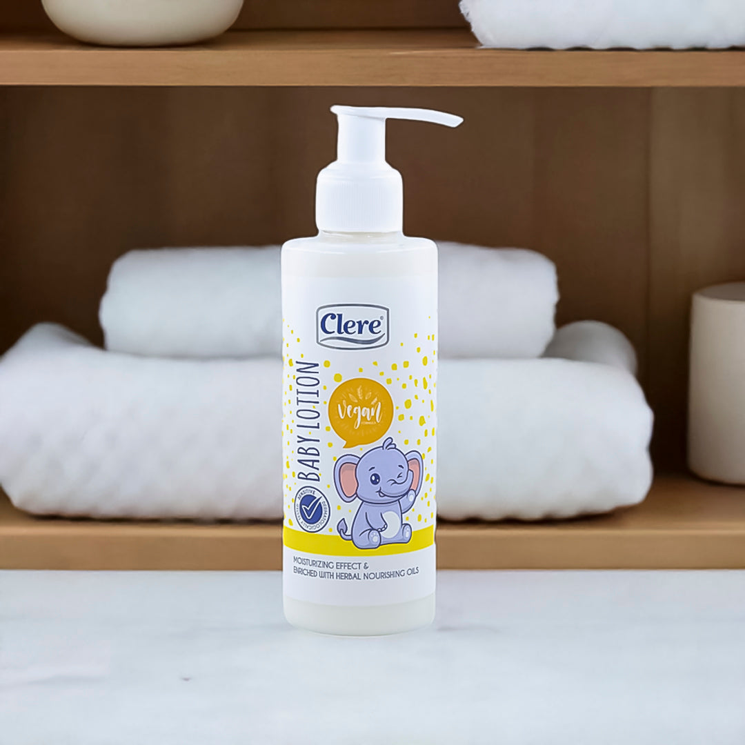 Clere Baby Lotion - Vegan, feuchtigkeitsspendend & dermatologisch getestet - Mit pflanzlichen Ölen & Vitaminen, ideal für empfindliche Babyhaut, 200 ml